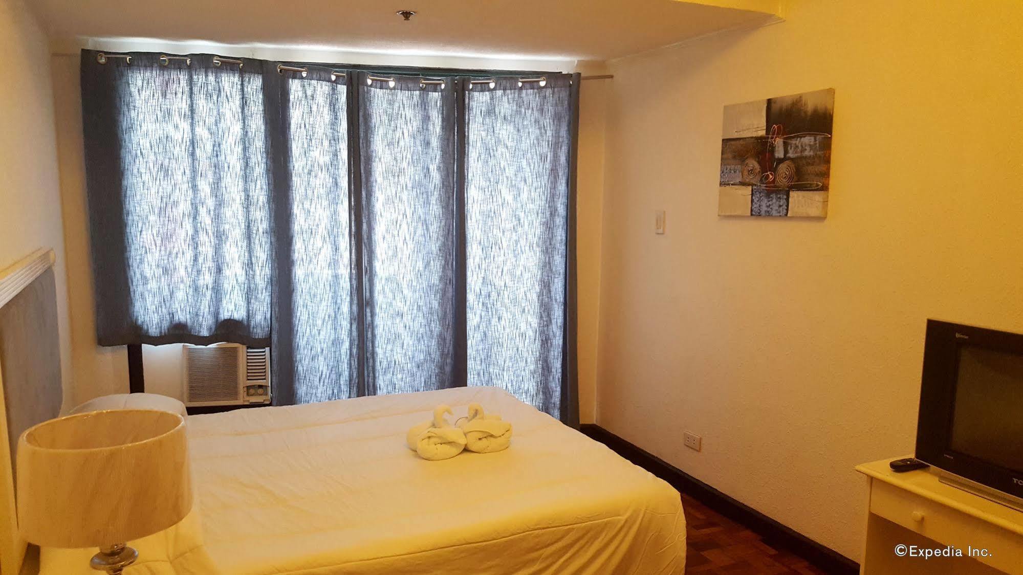Mpt Suites Makati City Exterior photo